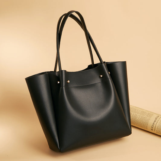 Black Women's Large Capacity Tote Bag– Premium Shoulder Bag.