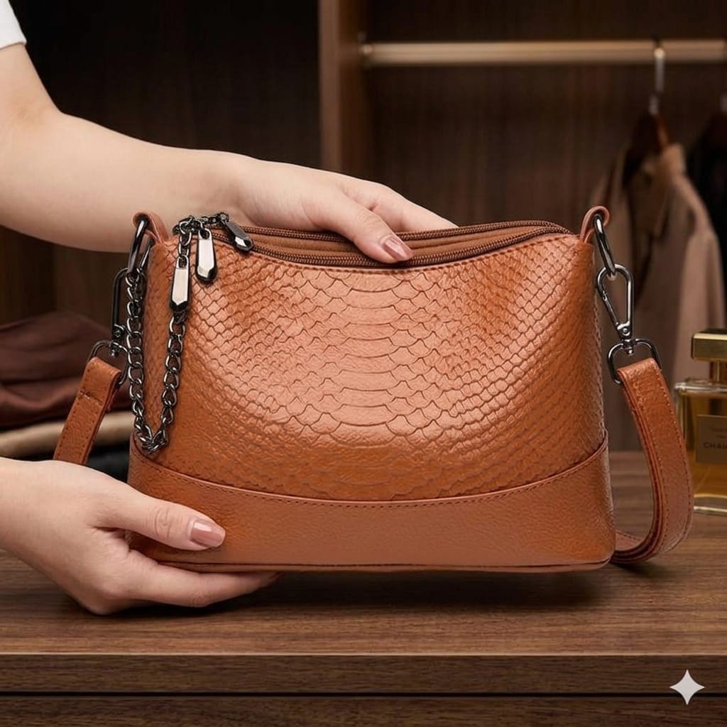 Chic Brown Crossbody Purse. Luxe Textured Crossbody Handbag – Brown